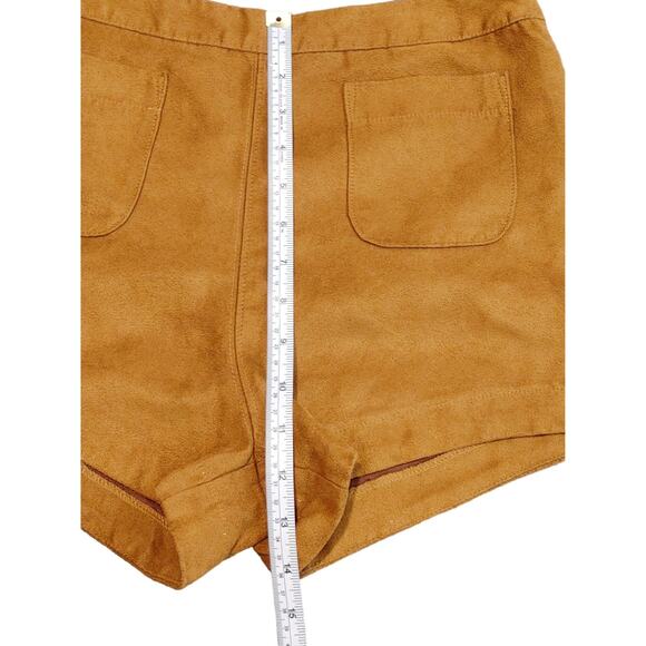 Hollister Faux Suede Shorts Front Pockets Side Zip High Rise Tan Womens Size 7 - Picture 5 of 7